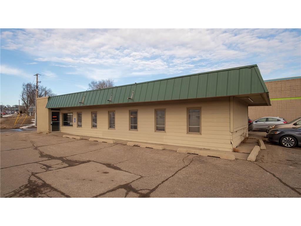 1600 Broadway Avenue N Rochester MN 55906 7019023 image5