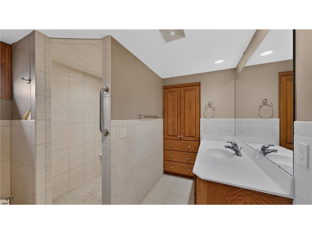 1600 County 8 Road SW Racine Twp MN 55976 7020447 image33