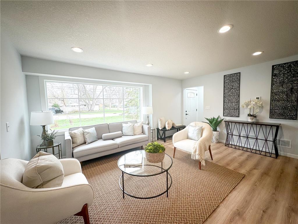 1600 Ford Road Minnetonka MN 55305 6558046 image1