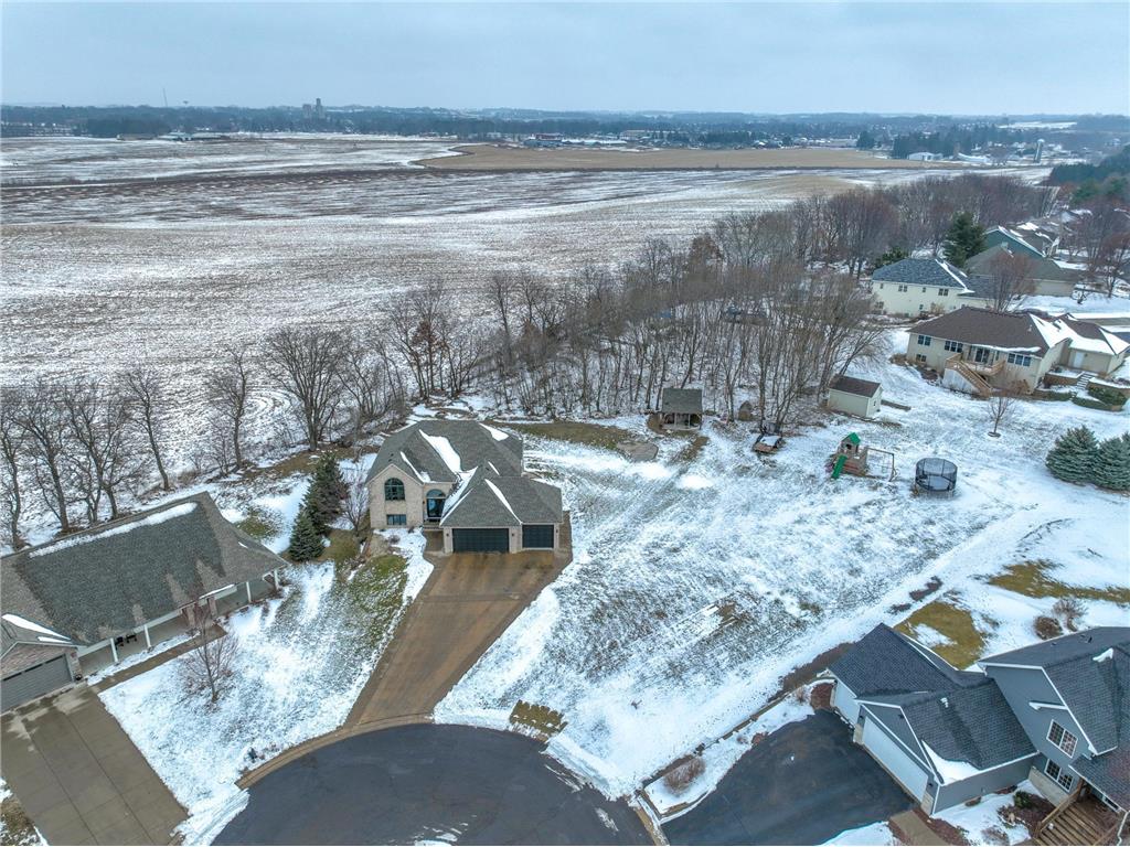 1600 Friesland Circle Baldwin WI 54002 6476587 image1