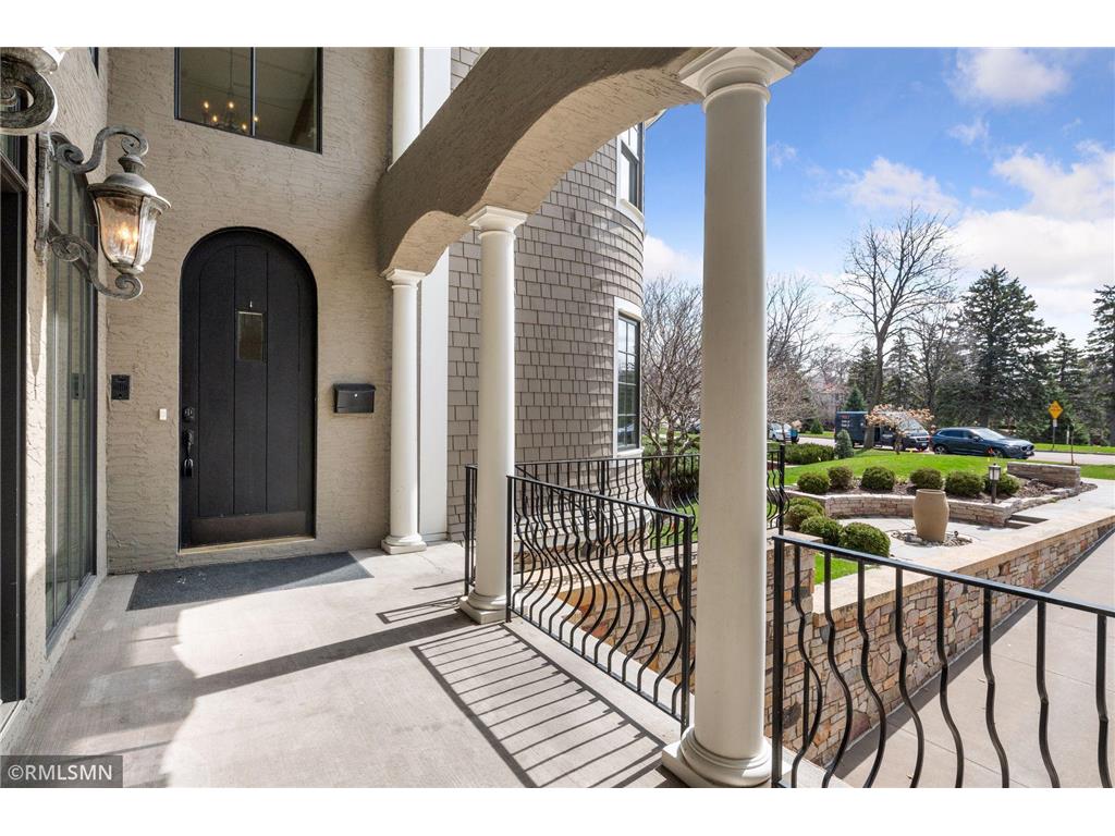 1600 Kenwood Parkway, Minneapolis, MN, 55405 MLS 6233172 Edina Realty