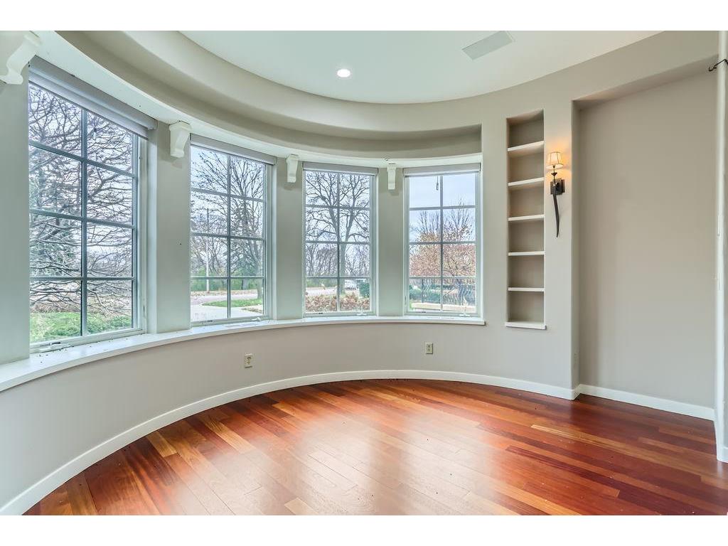 1600 Kenwood Parkway Minneapolis MN 55405 6674652 image19