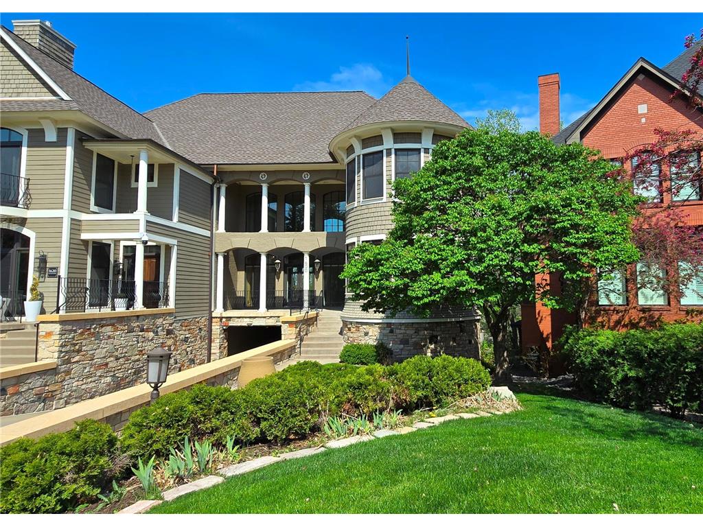 1600 Kenwood Parkway Minneapolis MN 55405 6674652 image3