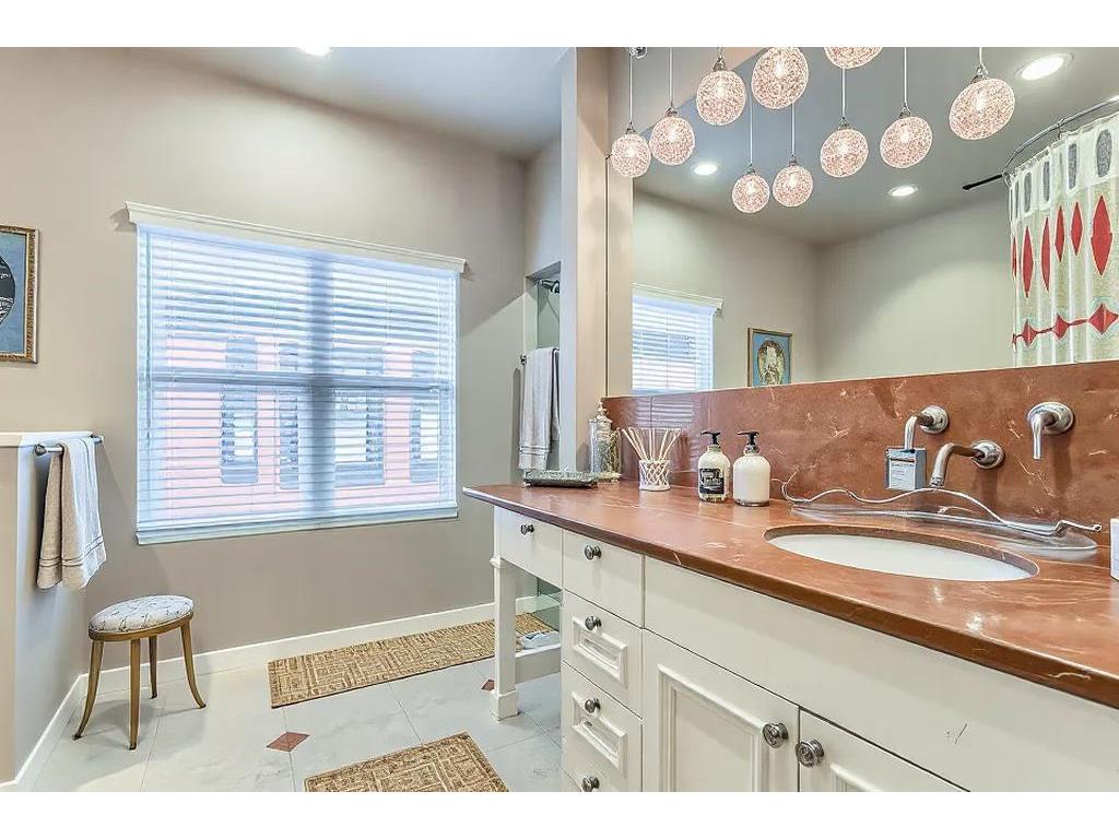 1600 Kenwood Parkway Minneapolis MN 55405 6674652 image31