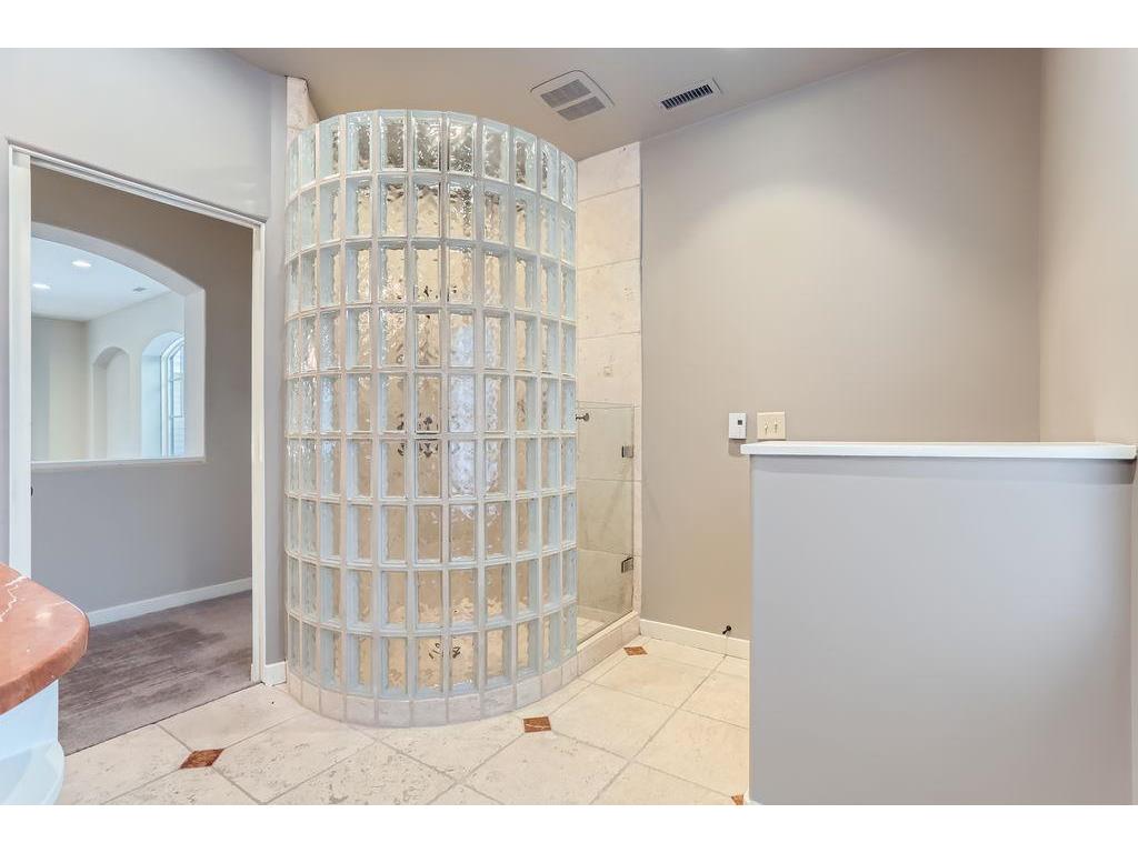 1600 Kenwood Parkway Minneapolis MN 55405 6674652 image32