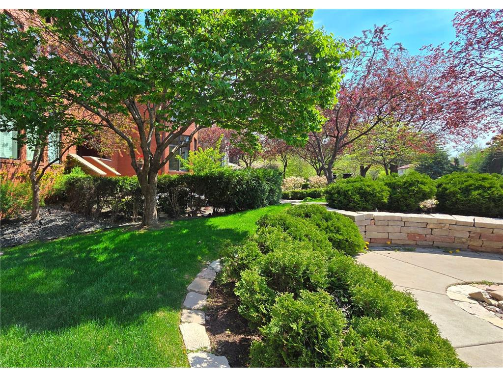 1600 Kenwood Parkway Minneapolis MN 55405 6674652 image59