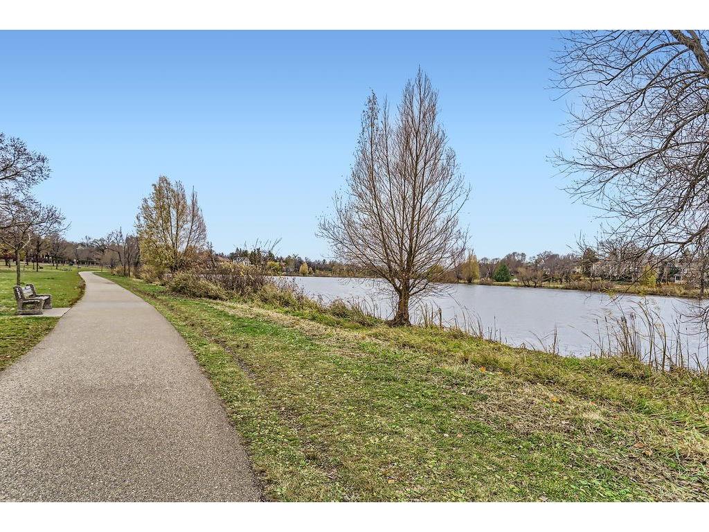 1600 Kenwood Parkway Minneapolis MN 55405 6674652 image62