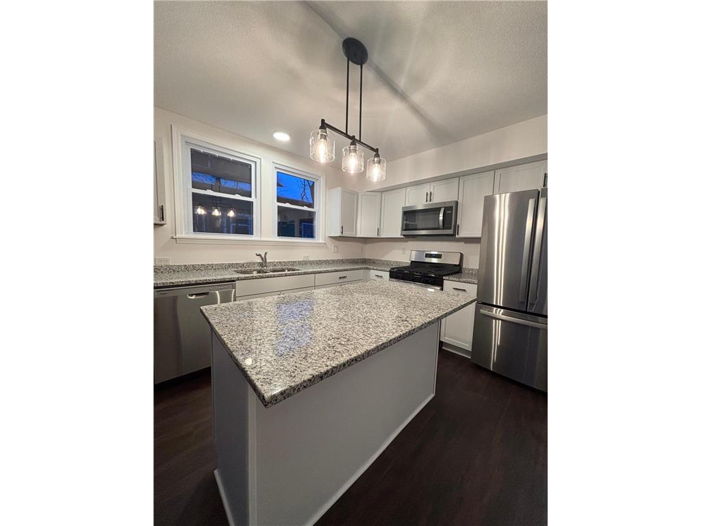 1600 Oliver Avenue N Minneapolis MN 55411 7016961 image10