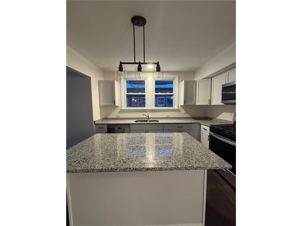 1600 Oliver Avenue N Minneapolis MN 55411 7016961 image11