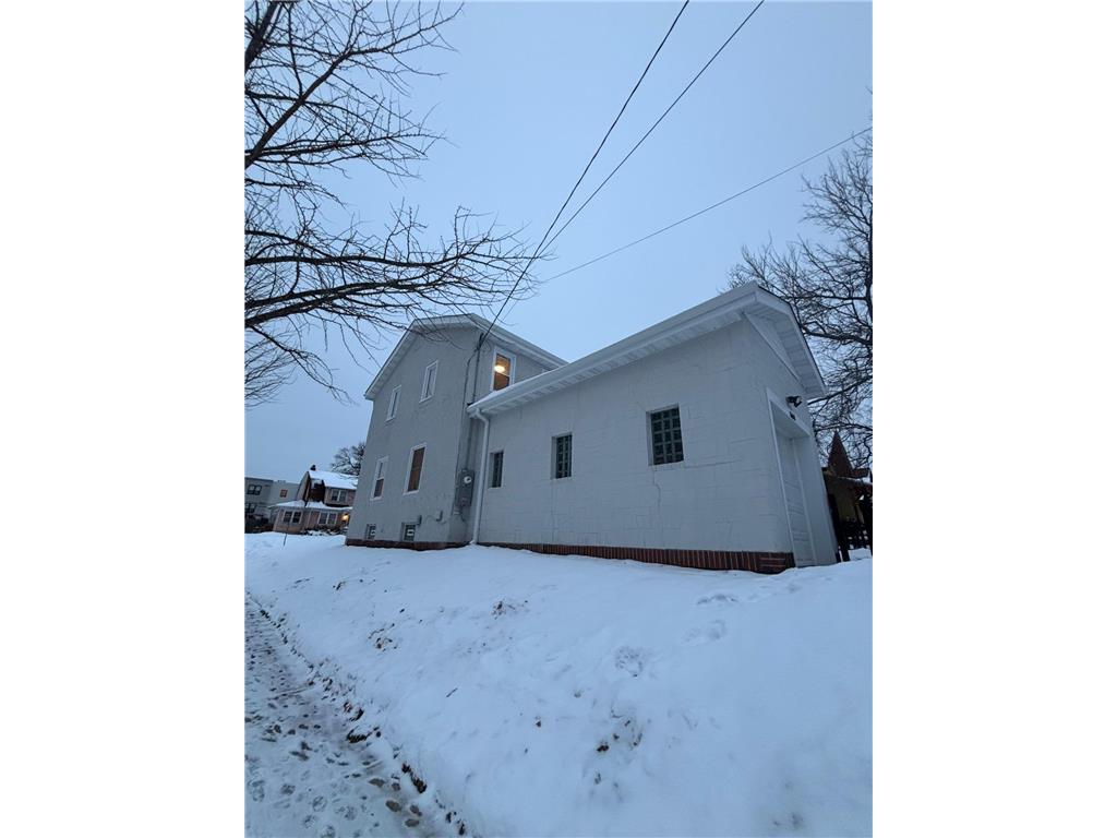 1600 Oliver Avenue N Minneapolis MN 55411 7016961 image23