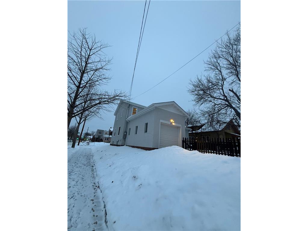 1600 Oliver Avenue N Minneapolis MN 55411 7016961 image24