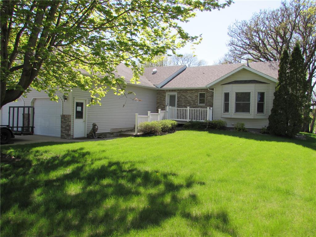 1600 S Prairie Avenue Fairmont MN 56031 7066860 image1