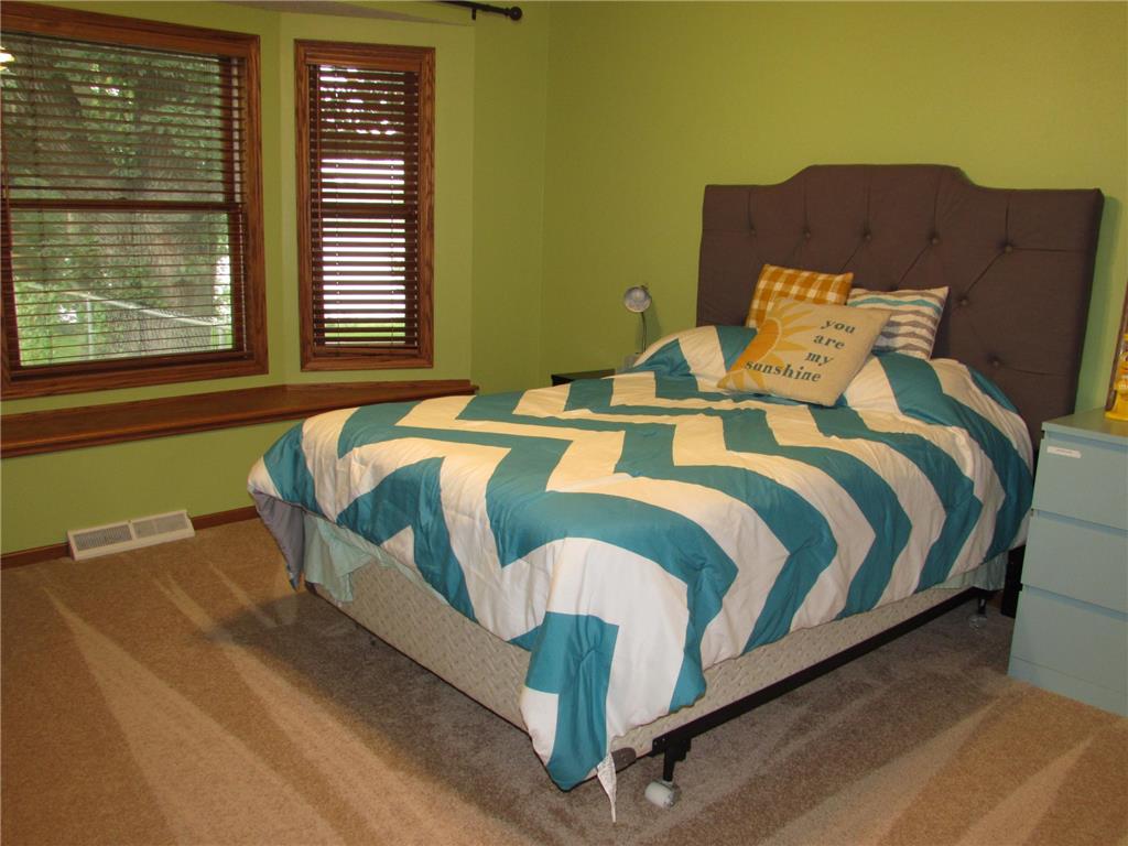 1600 S Prairie Avenue Fairmont MN 56031 7066860 image16