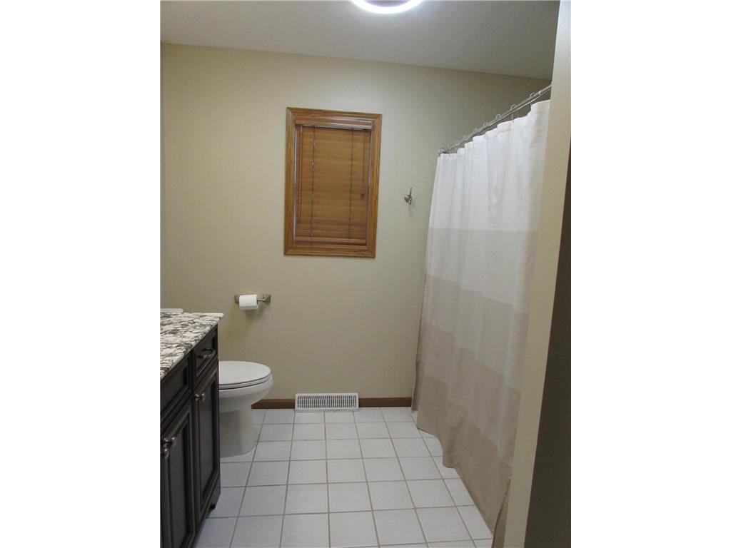 1600 S Prairie Avenue Fairmont MN 56031 7066860 image19