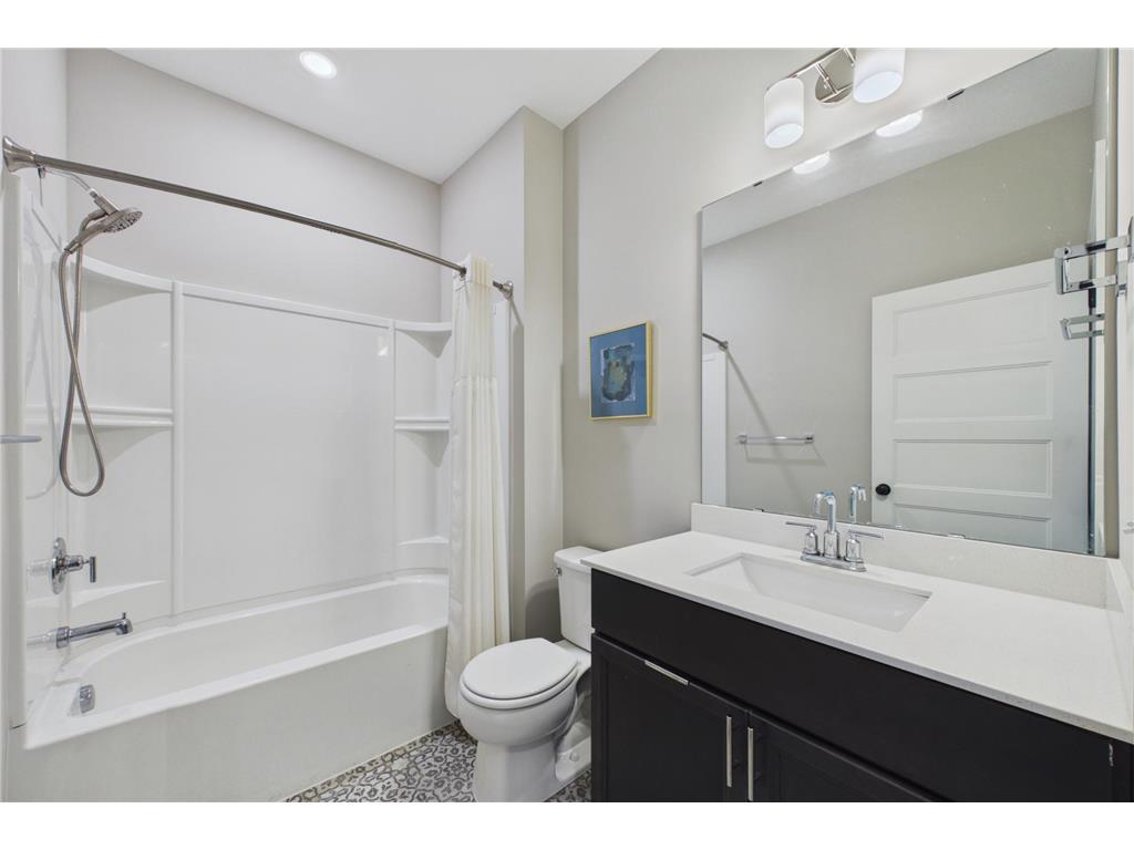 1600 Southpoint Drive Hudson WI 54016 7071164 image20