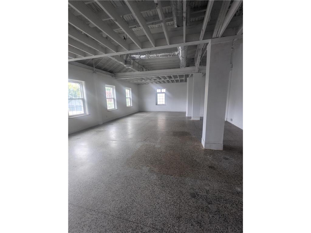 1600 W Lake Street Minneapolis MN 55408 6785847 image2