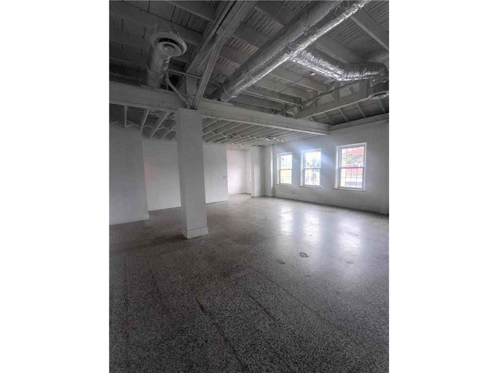 1600 W Lake Street Minneapolis MN 55408 6785847 image3