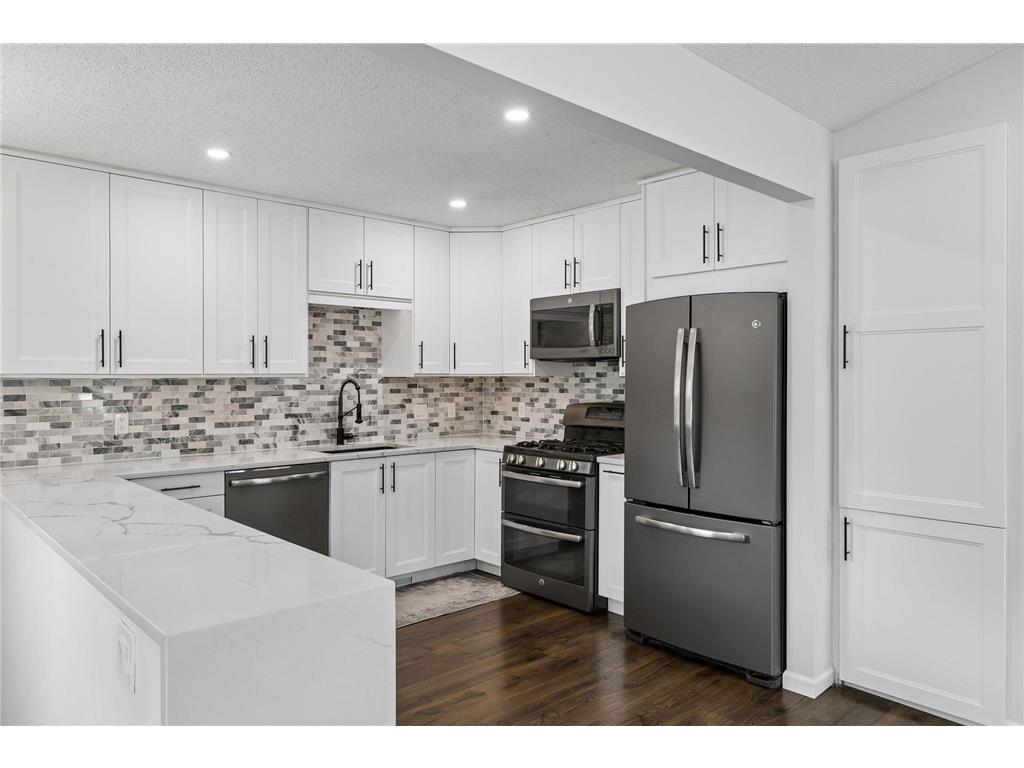 16008 Sheldon Avenue Eden Prairie MN 55344 7076488 image12