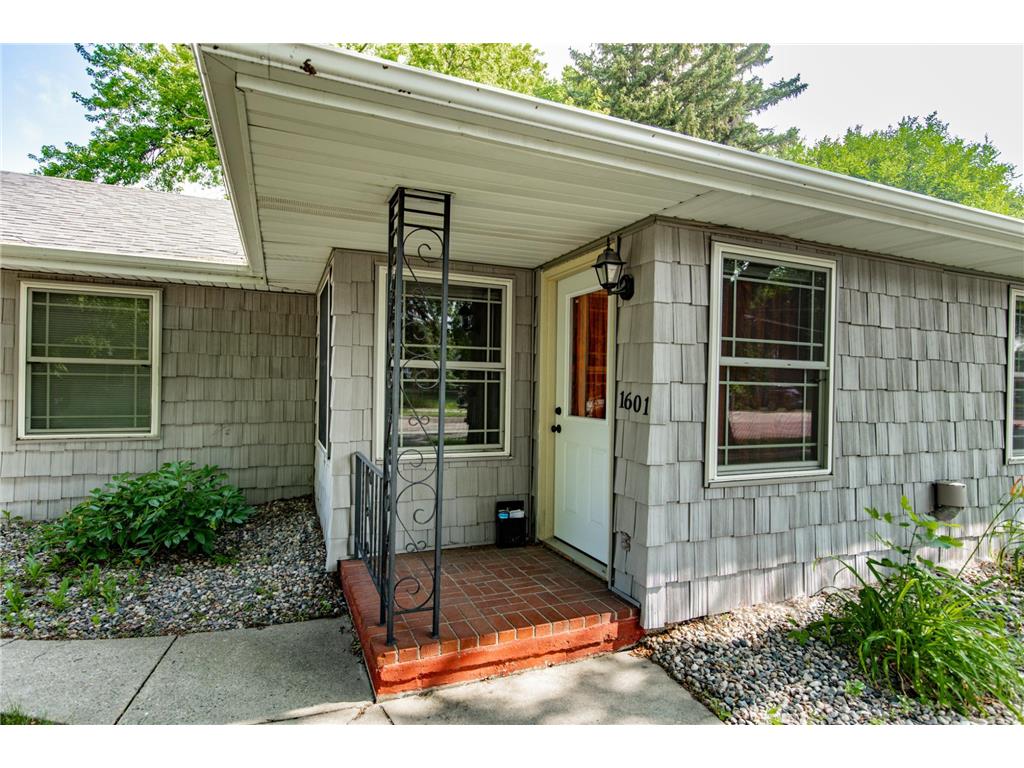 1601-1603 Broadway N Fargo ND 58102 7115283 image6