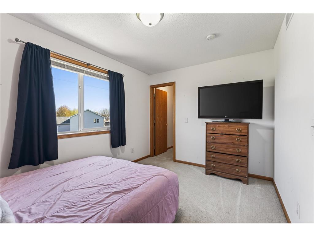 1601 Griffing Park Road Buffalo MN 55313 7063652 image13