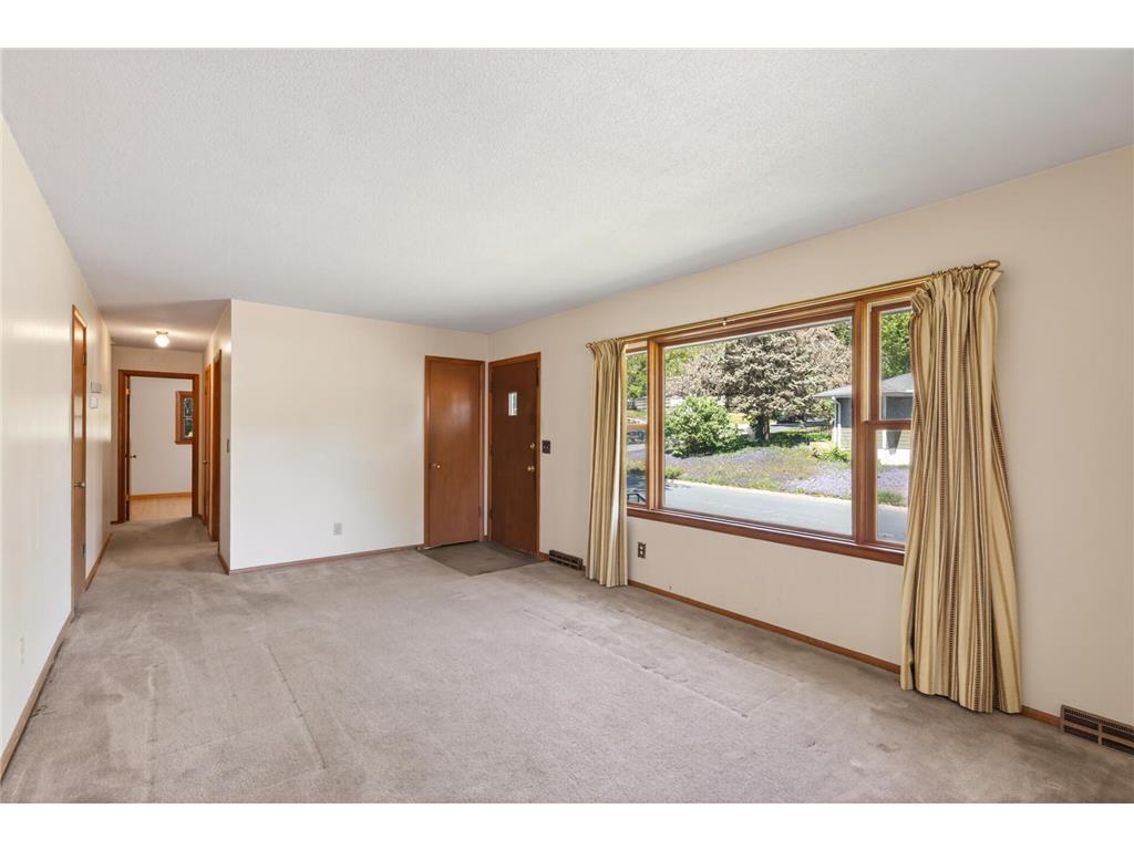 1601 Idaho Avenue S Saint Louis Park MN 55426 7062166 image5