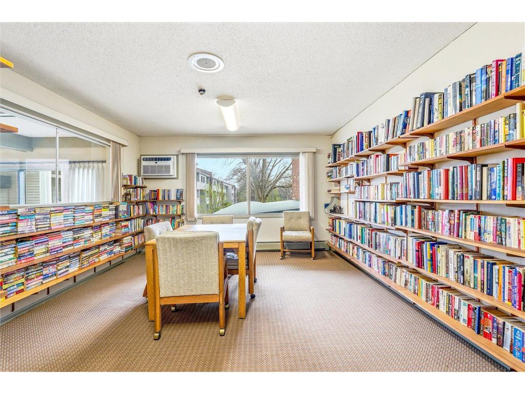1601 N Innsbruck Drive #102NE Fridley MN 55432 7057711 image23