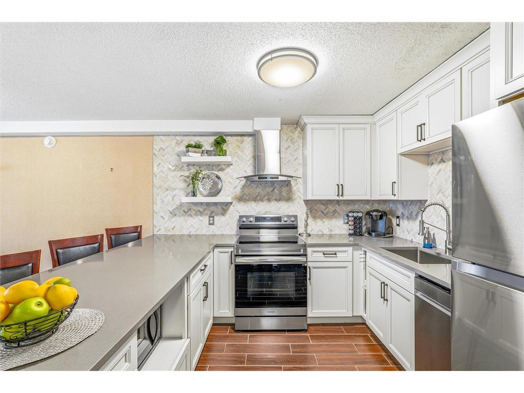 1601 N Innsbruck Drive #102NE Fridley MN 55432 7057711 image26