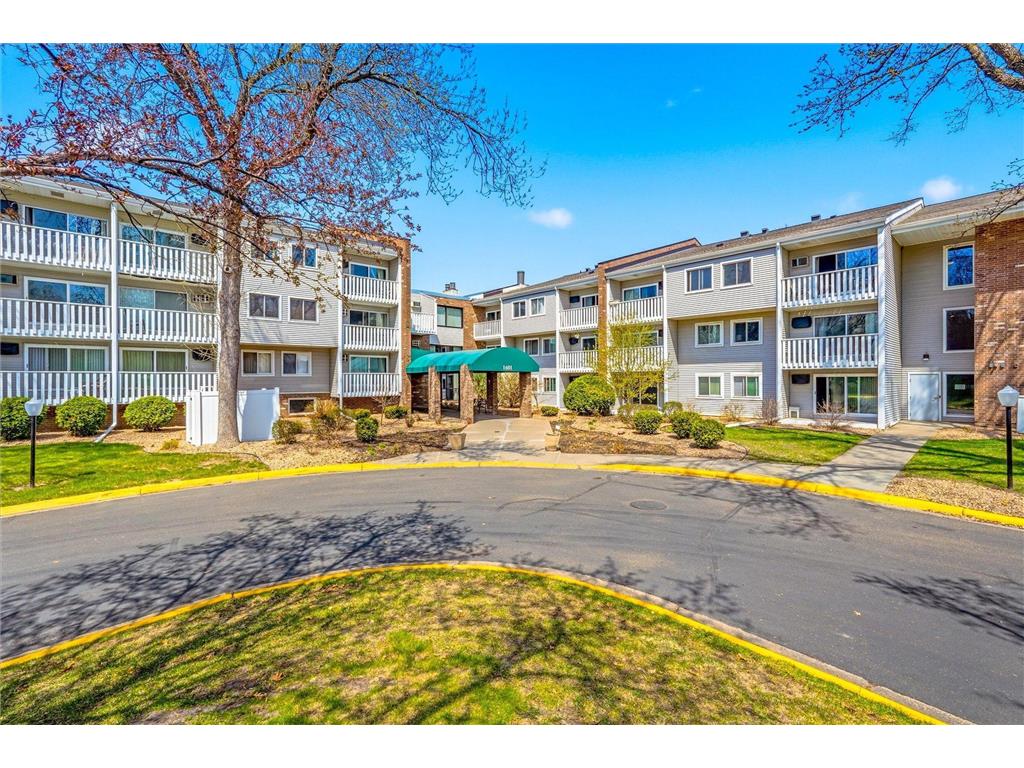 1601 N Innsbruck Drive #102NE Fridley MN 55432 7057711 image28