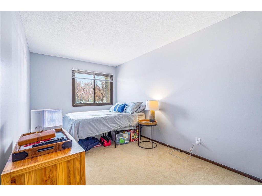 1601 N Innsbruck Drive #102NE Fridley MN 55432 7057711 image3