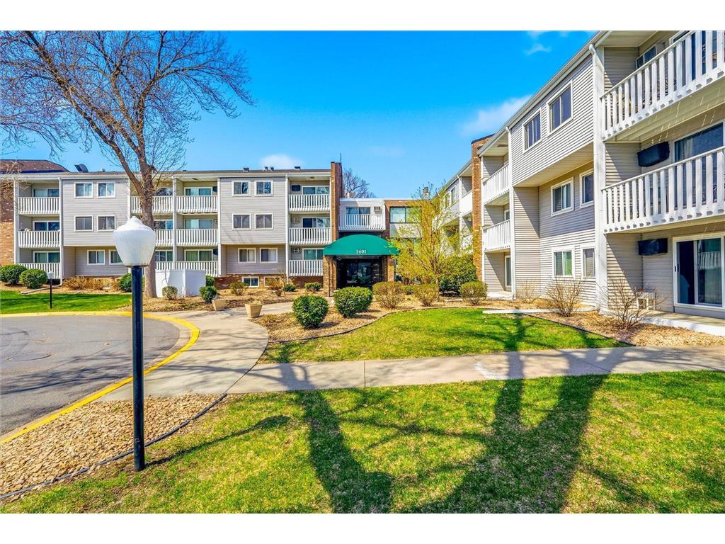 1601 N Innsbruck Drive #102NE Fridley MN 55432 7057711 image30