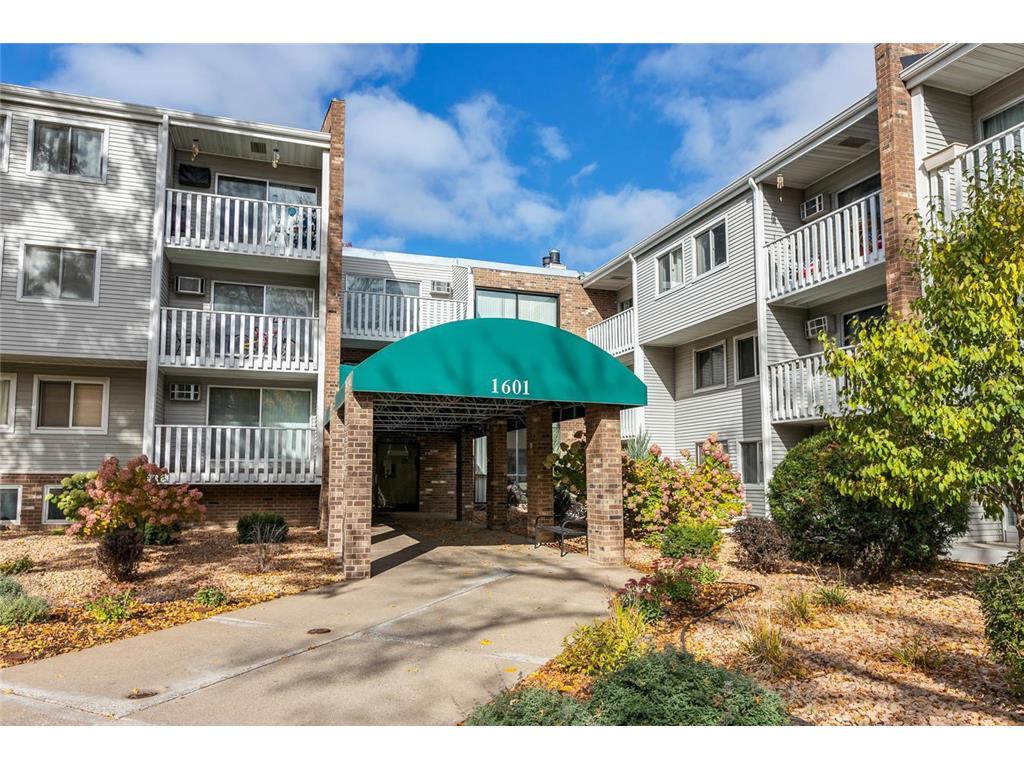1601 N Innsbruck Drive 139, Fridley, MN, 55432 MLS 6269302 Edina Realty