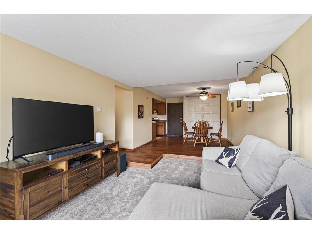 1601 N Innsbruck Drive #202NE Fridley MN 55432 7030615 image1