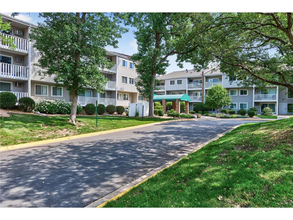 1601 N Innsbruck Drive #215NE Fridley MN 55432 7103454 image3