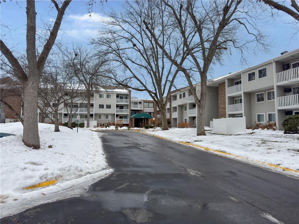 1601 N Innsbruck Drive #242 Fridley MN 55432 7001587 image1