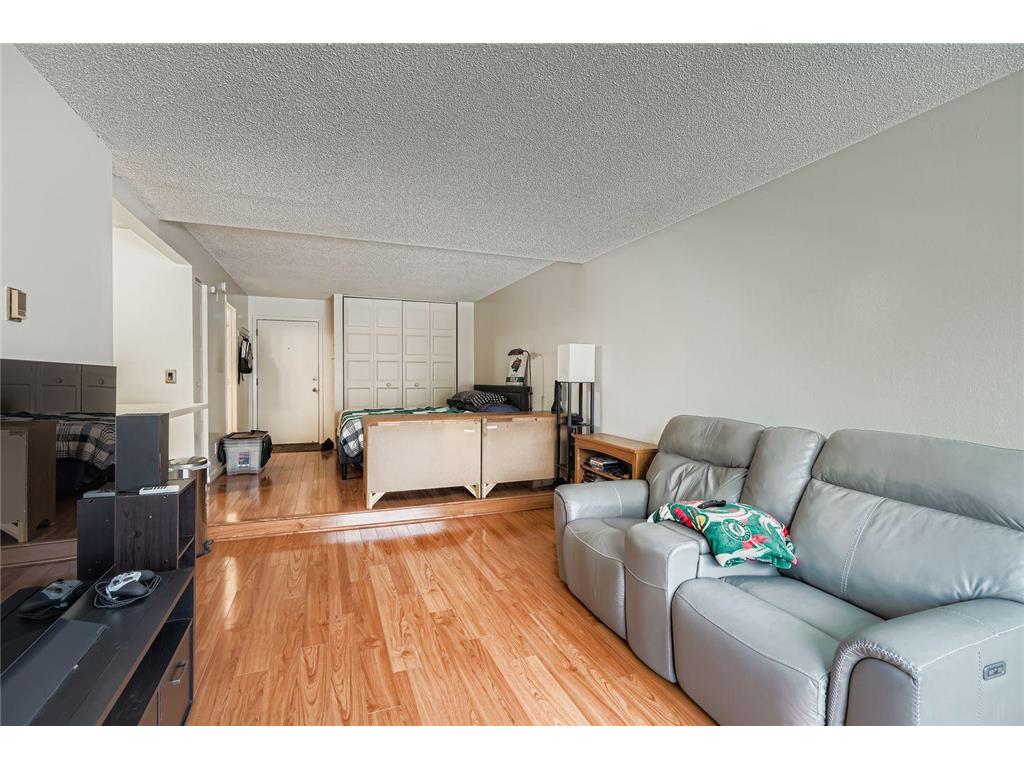 1601 N Innsbruck Drive #250NE Fridley MN 55432 6824405 image1