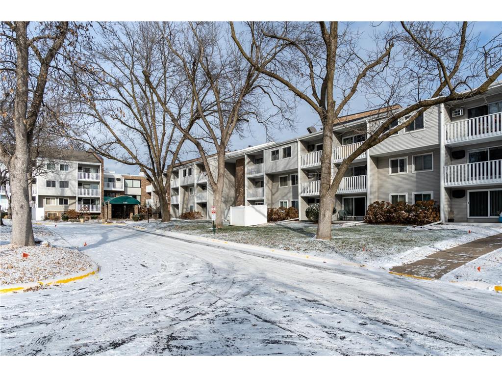 1601 N Innsbruck Drive #261NE Fridley MN 55432 6637493 image1