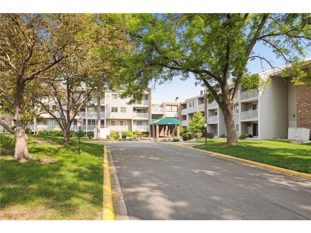 1601 N Innsbruck Drive #290 Fridley MN 55432 6378984 image1