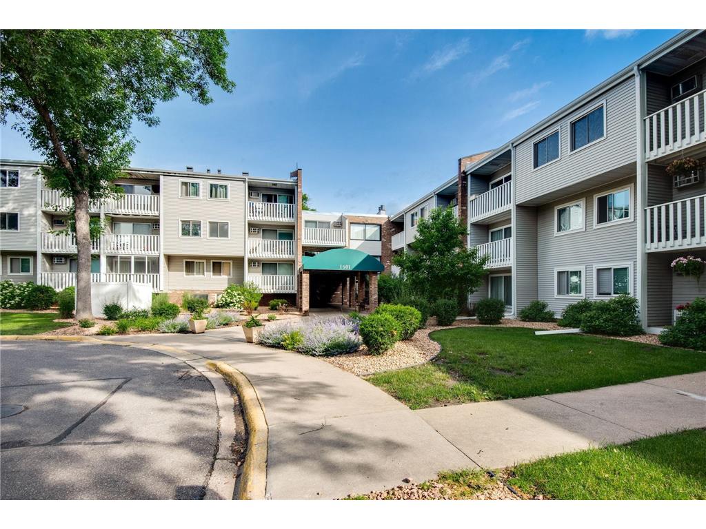 1601 N Innsbruck Drive #319 Fridley MN 55432 6556055 image1