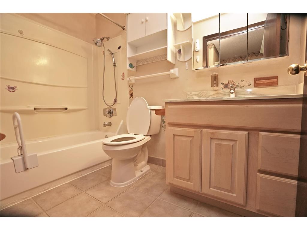 1601 N Innsbruck Drive #319 Fridley MN 55432 6723571 image18