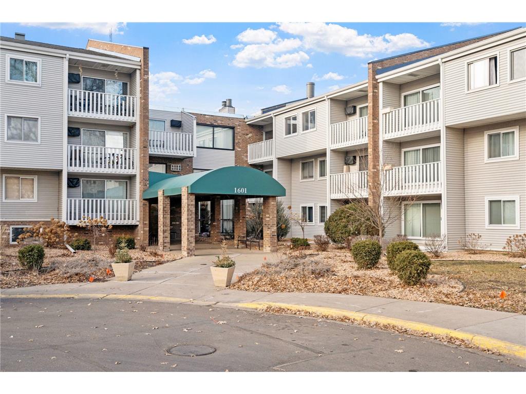 1601 N Innsbruck Drive #326 Fridley MN 55432 6499094 image1