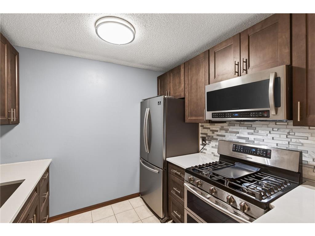 1601 N Innsbruck Drive #379 Fridley MN 55432 7075825 image12