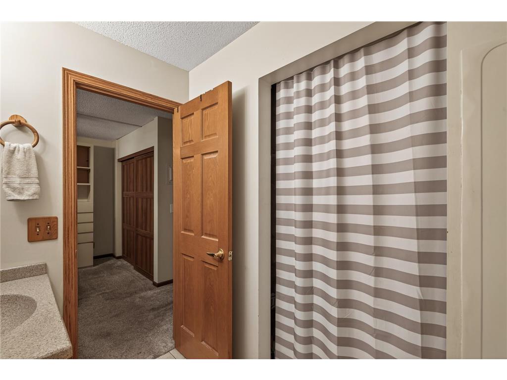 1601 N Innsbruck Drive #379 Fridley MN 55432 7075825 image17