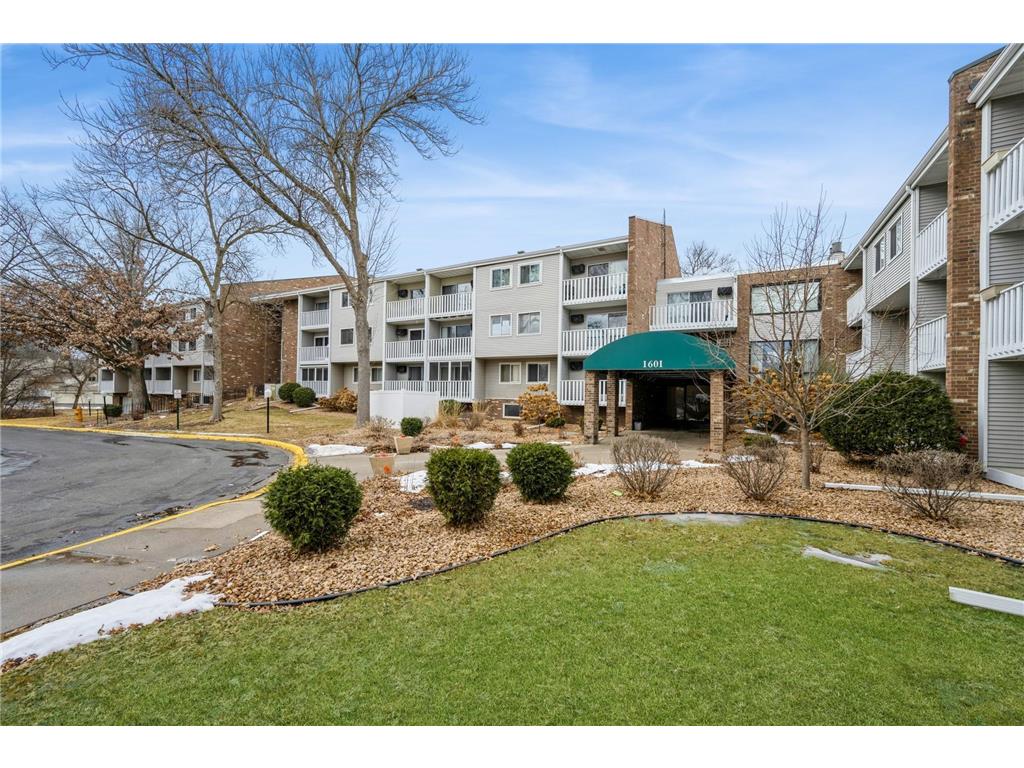 1601 N Innsbruck Drive #381NE Fridley MN 55432 6683163 image1