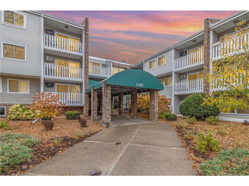 1601 N Innsbruck Drive NE #123 Fridley MN 55432 6812562 image2