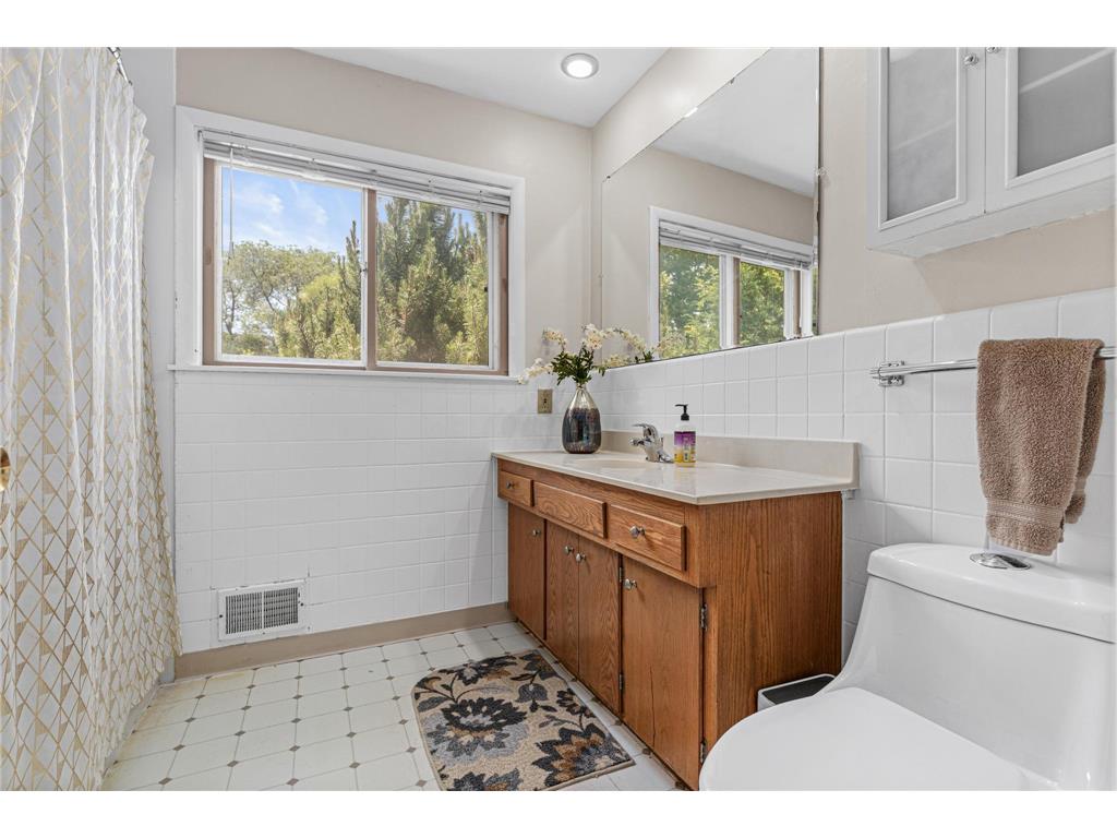 1601 Princeton Avenue Saint Louis Park MN 55416 7076126 image19