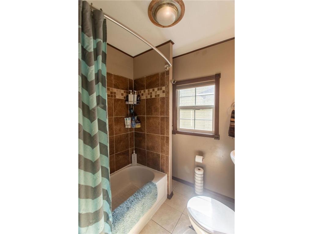 1601 S 3rd Avenue S Fargo ND 58103 7097339 image18