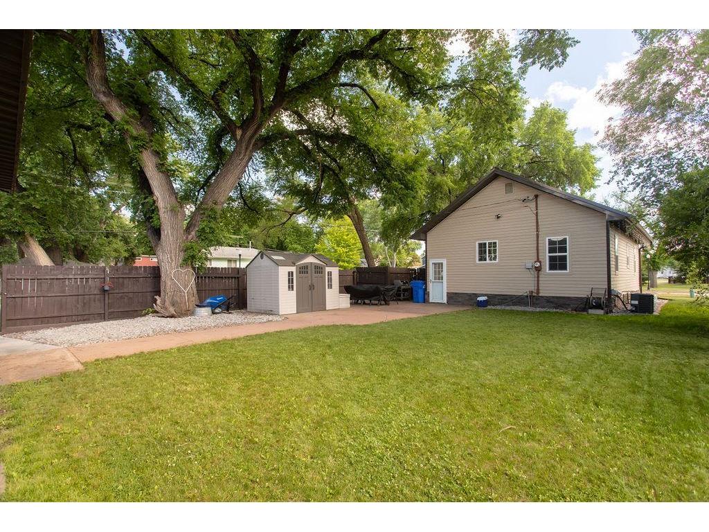 1601 S 3rd Avenue S Fargo ND 58103 7097339 image25