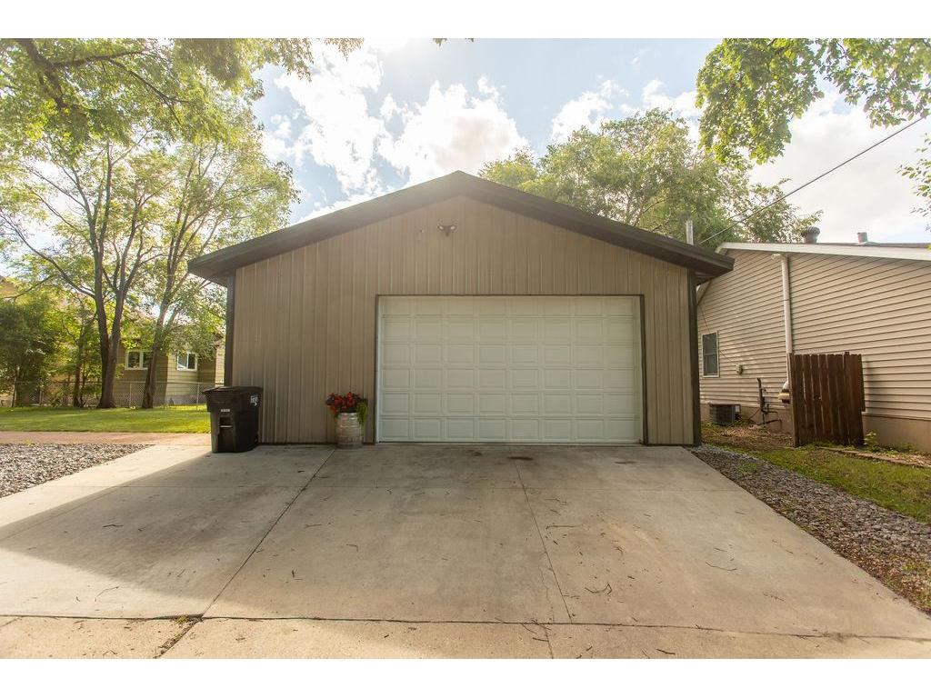 1601 S 3rd Avenue S Fargo ND 58103 7097339 image4