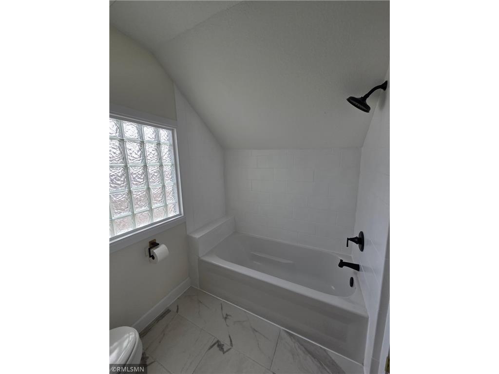 1601 Sherburne Avenue Saint Paul MN 55104 7054434 image15