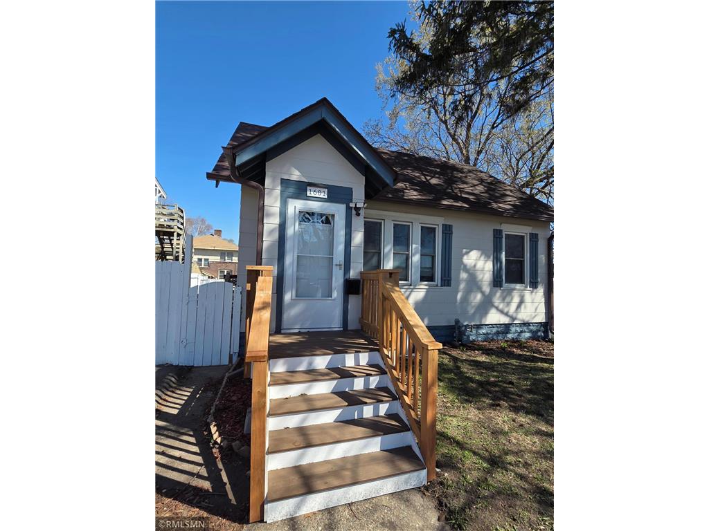 1601 Sherburne Avenue Saint Paul MN 55104 7054434 image24